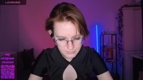 Snapshot of renaeblaski chatting on 04.21.26 Claire online show from 04.21.26