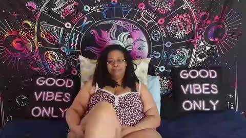 RenaeCumsAlot online show from 02.24.25