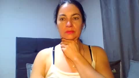 Snapshot of renata_hot1 chatting on 06.11.26 renata_hot1 online show from 06.11.26