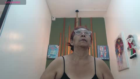 renata_milf_ online show from 12.23.24