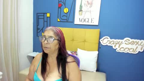 renata_milf_ online show from 09.17.25