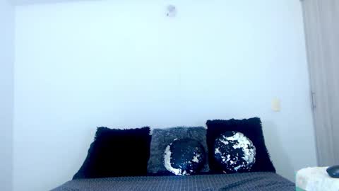 renatabrownn28 online show from 09.14.25