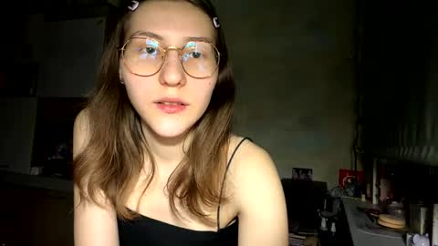 Mia online show from 03.27.26