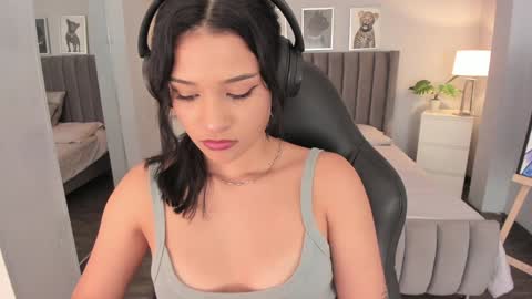 Renee Shelby online show from 12.09.24