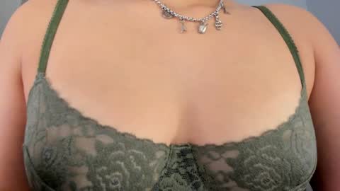 Renee Shelby online show from 01.11.25