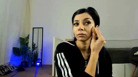 Rena online show from 03.16.26