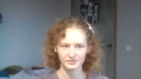 Snapshot of renettalamance chatting on 10.16.25 Diana online show from 10.16.25