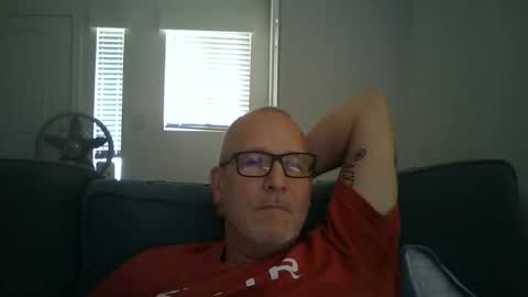 Snapshot of renewaz chatting on 05.05.26 Renewaz online show from 05.05.26