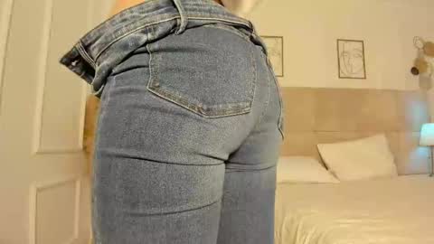 Snapshot of rennatha21 chatting on 03.02.25 Rennatha online show from 03.02.25