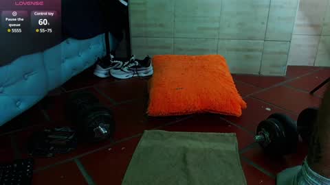 R E N E  online show from 01.18.25