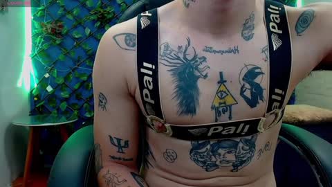 R E N E  online show from 01.21.25