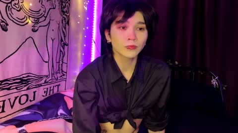 Snapshot of rennuts chatting on 01.27.25 rennuts online show from 01.27.25