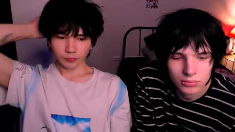 Snapshot of rennuts chatting on 10.27.25 rennuts online show from 10.27.25