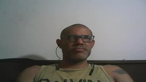 Snapshot of retlam37 chatting on 02.19.25 Walter online show from 02.19.25