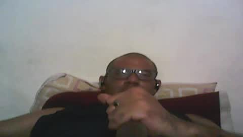 Snapshot of retlam37 chatting on 03.07.25 Walter online show from 03.07.25