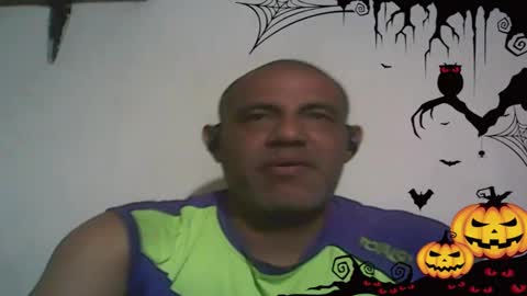 Snapshot of retlam37 chatting on 10.27.25 Walter online show from 10.27.25