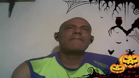 Snapshot of retlam37 chatting on 11.01.25 Walter online show from 11.01.25