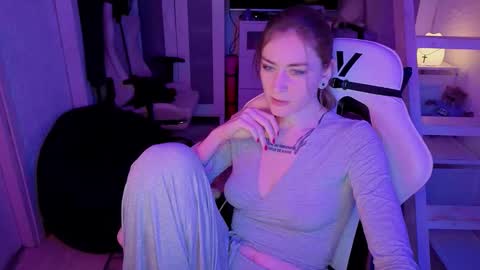 Rie online show from 02.10.26