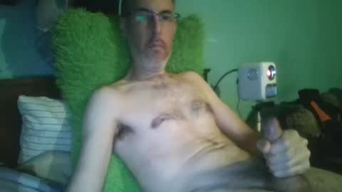 reyes_albert2006 online show from 11.16.25