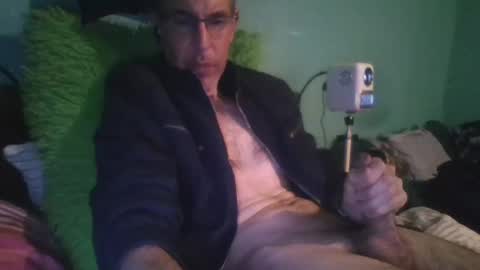 Snapshot of reyes_albert2006 chatting on 04.12.26 reyes_albert2006 online show from 04.12.26