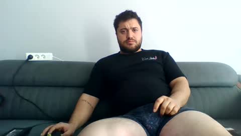 Snapshot of reynman2 chatting on 11.23.25 reynman2 online show from 11.23.25