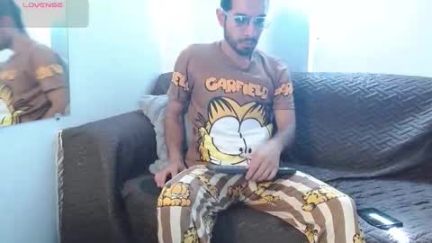 Snapshot of reypablo1 chatting on 11.02.25 REY PABLO Independent online show from 11.02.25