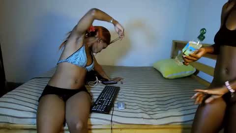 rhinedolls online show from 04.15.26