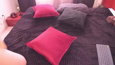 Rhonda online show from 09.17.25