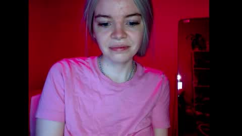 Snapshot of rich_chloe chatting on 11.27.25 Chloe Diva NON NUDE online show from 11.27.25