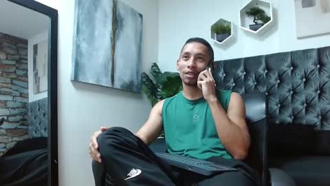 Snapshot of richar_voller chatting on 02.10.26 richar_voller online show from 02.10.26