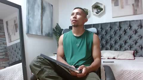 Snapshot of richar_voller chatting on 03.02.26 richar_voller online show from 03.02.26