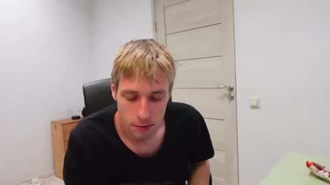 Snapshot of richard_hards chatting on 04.23.26 RICHARD HARDS online show from 04.23.26