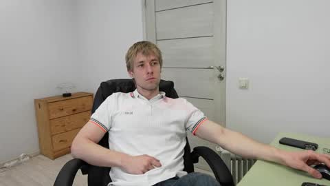Snapshot of richard_hards chatting on 05.07.26 RICHARD HARDS online show from 05.07.26