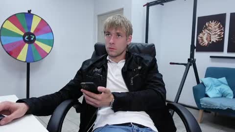 Snapshot of richard_hards chatting on 06.03.26 RICHARD HARDS online show from 06.03.26