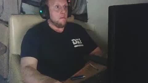 richardd110011 online show from 05.24.26