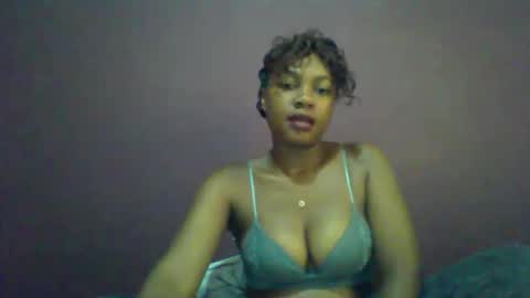 Snapshot of ricie001 chatting on 04.30.26 ricie001 online show from 04.30.26