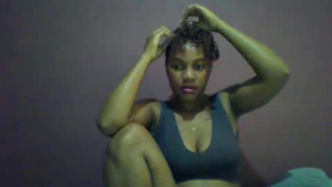 Snapshot of ricie001 chatting on 05.08.26 ricie001 online show from 05.08.26