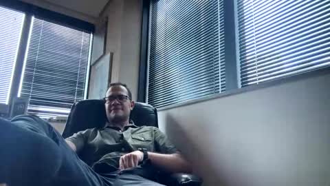 Snapshot of rick503835 chatting on 09.18.25 Rick Arian online show from 09.18.25