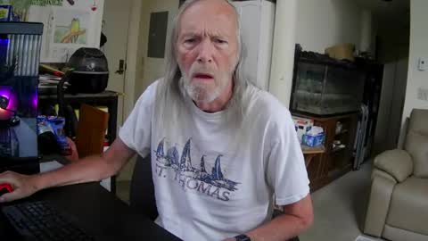 Snapshot of rickl56 chatting on 07.18.26 rickl56 online show from 07.18.26