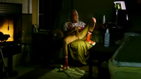Snapshot of ricks4fun chatting on 10.04.25 PINK HOLE TWINK online show from 10.04.25