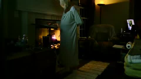 PINK HOLE TWINK online show from 10.24.25