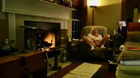 PINK HOLE TWINK online show from 11.04.25