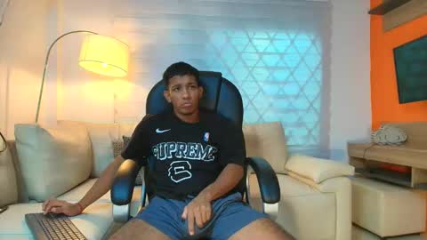 Snapshot of ricky_23cm_ chatting on 03.25.26 RICKY online show from 03.25.26