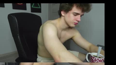 Snapshot of ricky_becko chatting on 10.14.25 RICKY BECKO online show from 10.14.25