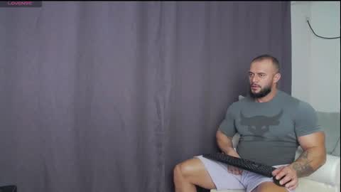 Snapshot of rickymiami1 chatting on 09.22.25 rickymiami1 online show from 09.22.25