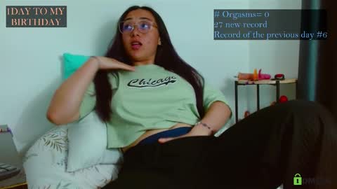 Candy online show from 11.24.25