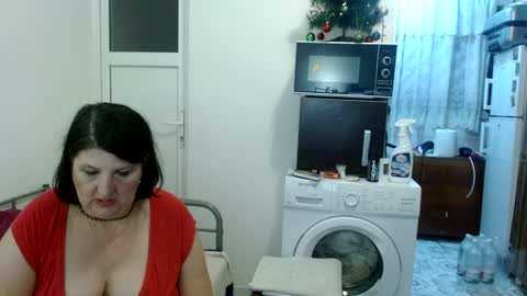 Snapshot of ridemerafsuzana chatting on 12.09.24 Ridemeraf online show from 12.09.24