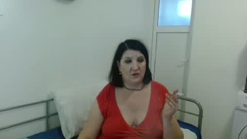 Snapshot of ridemerafsuzana chatting on 01.12.25 Ridemeraf online show from 01.12.25
