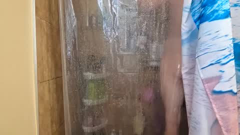 Snapshot of ridiculousness00 chatting on 01.05.26 bwc daddy online show from 01.05.26