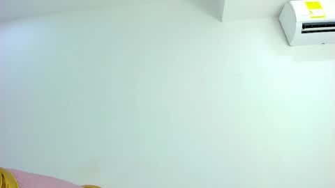 Rihanna Abiodun online show from 04.10.26